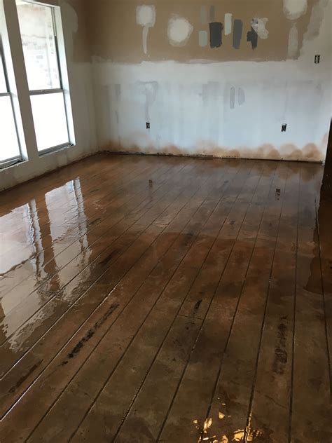 Concrete Floors Stained To Look Like Wood Flooring Tips