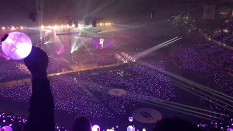 For our concert, there is 2 different sections of the pit. 171209 방탄소년단(BTS) Best Of Me -3 (ARMY fanchant) THE WINGS ...