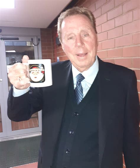 Mike cragg, duke's sports information director, also asked mercer to participate in a number of interviews with newspaper, radio, and television reporters. Santa Radio - Christmas Celebrity Mug Shots