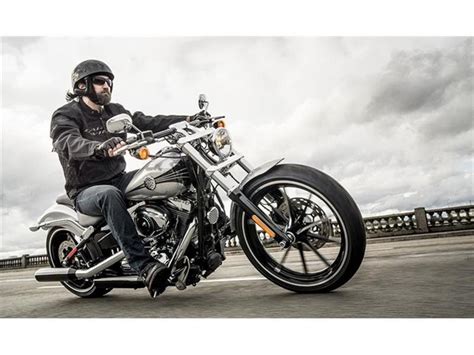 The breakout is a nice package with its 1690cc big twin emphasized by handlebars, lower fork legs and more. 2015 Harley-Davidson FXSB - Softail Breakout for Sale ...
