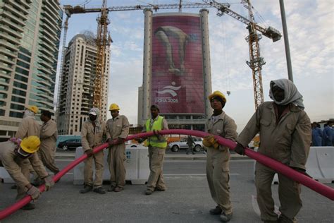 Workers Dying In Qatar Ahead Of 2022 World Cup Here Now Aria Art