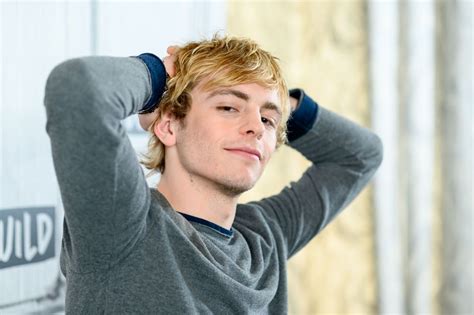 Ross Lynch Has Alleged Leaked Nudes Twitter Reactions To Ross Lynch S Naked Photos