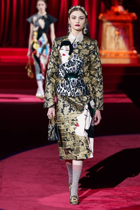 Dolce And Gabbana Fall 2019 Ready To Wear Collection Vogue Dolce And Gabbana Couture Fashion