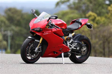 Review 2015 Ducati 1299 Panigale S Au