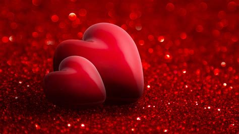 Small Big Hearts On Glittering Beads Hd Valentines Wallpapers Hd