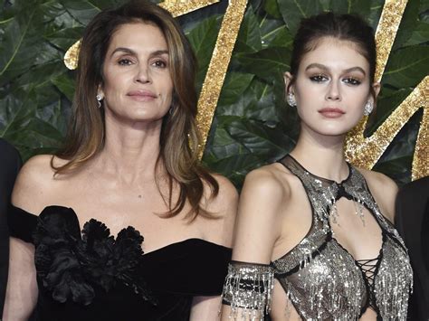 cindy crawford and lookalike kaia gerber pose for new mother daughter photoshoot