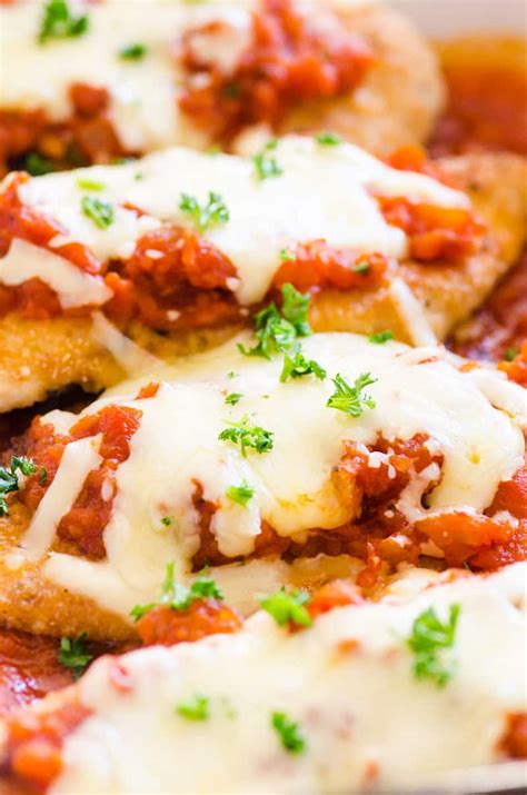 Looking for a low carb chicken recipe? Healthy Chicken Parmesan - iFOODreal.com