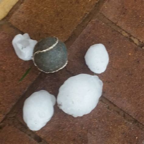 Cricket Ball Sized Hail Hammers Areas West Of Brisbane As Severe