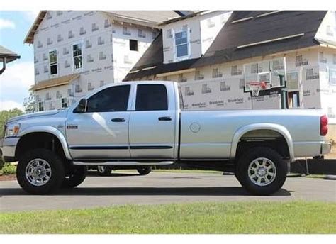 I have the short bed and i have moved a 3 bedroom house with it but it was just across town and took several trips. Buy used 2007 Dodge Ram 2500 5.9 Diesel Quad Cab Long Bed in Gainesville, Virginia, United ...
