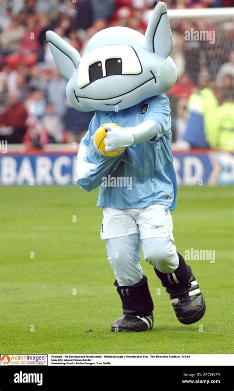 Manchester City Mascot Moonchester Hi Res Stock Photography And Images