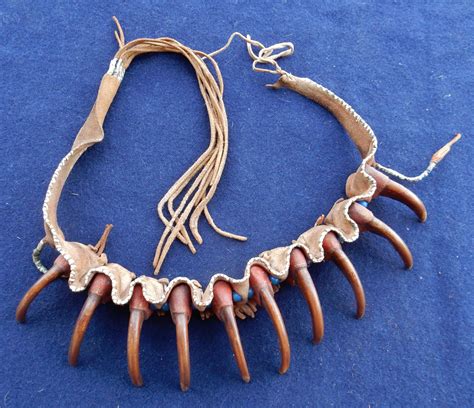 Grizzly Claw Necklace — Sioux Replications