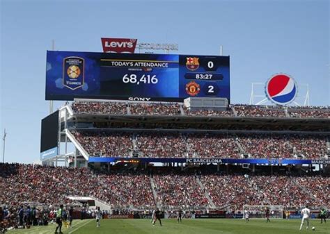Futbol Fans Like Wi Fi Barcelona Vs Manu Match At Levis Stadium Uses