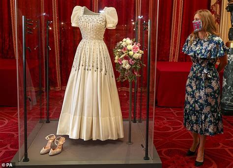 Princess Beatrices Wedding Dress Loaned To Her By The Queen On Display