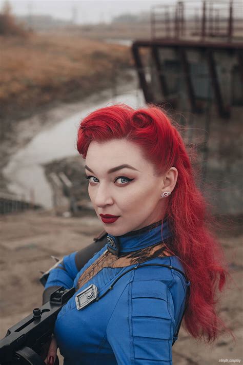 Fallout 4 Sole Survivor Cosplay And Dogmeat 2 By N1mph On Deviantart