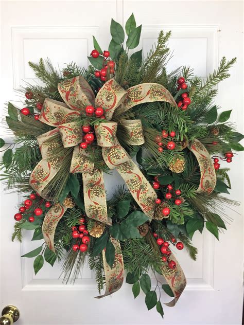 10 Traditional Christmas Wreath Ideas Decoomo