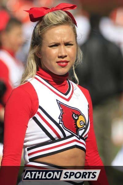 Louisville Cheerleader Football Cheerleaders College Looks College