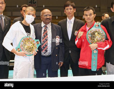 Tokyo Japan Wbc Flyweight Champion Koki Kameda Of Japan 2nd From L