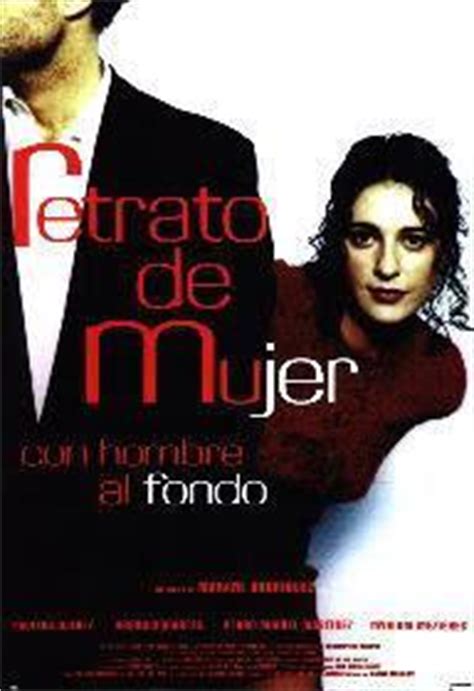 Retrato De Mujer Con Hombre Al Fondo Filmaffinity