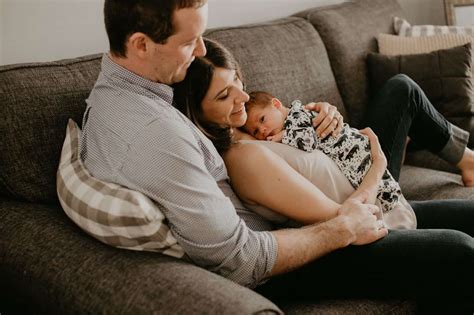 Lifestyle Newborn Photos Youll Love Our 13 Thoughtful Tips