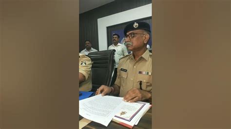 Sp Shalabh Sinha Taking Press Conference At Control Room Durg Youtube