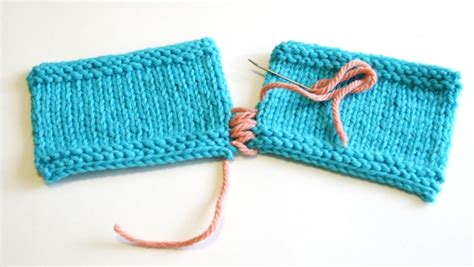 Choose either invisible weaving for stockinette stitch or garter stitch depending on whether the edge stitch is a knit or purl stitch. Knitting Help - Slow Motion Mattress Stitch - v e r y p i ...