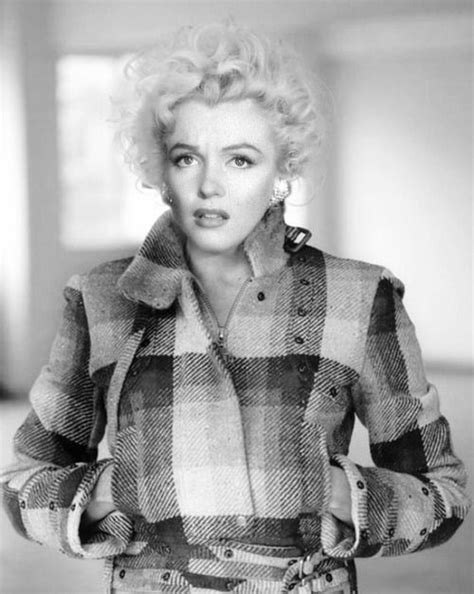 Marilyn monroe), урождённая но́рма джин мо́ртенсон (англ. The Nifty Fifties | Marilyn monroe photos, Norma jean ...