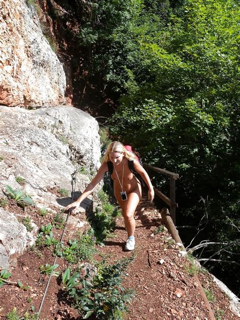 Hiking The Trail Naked Free Porn