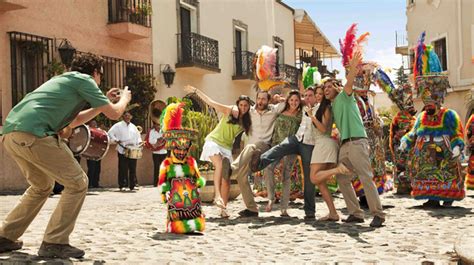 Récord Histórico De Visitas A México 393 Millones De Turistas