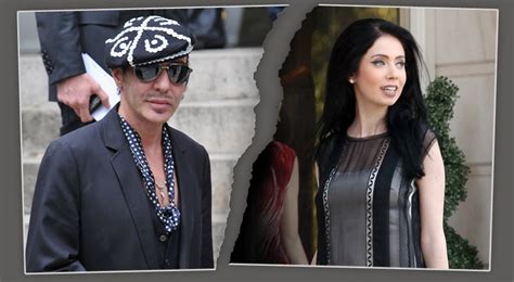 ראידמן התפרסמה בציבור הרחב בזכות השתתפותה בתוכנית. ניקול ראידמן: "לג'ון גליאנו אין מקום בחנות שלי ובמדינה שלי ...