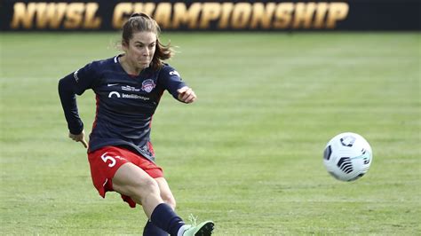 Nwsl Cba Guarantees Players Living Wage For First Time