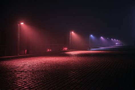 Mark Broyer Shares The Beauty Of Foggy Nights In Hamburg