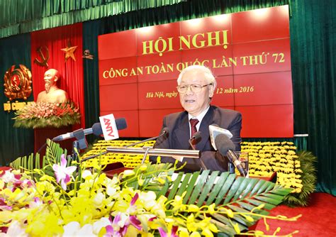 Nguyễn phú trọng (sinh ngày 14 tháng 4 năm 1944) là một chính trị gia người việt nam. Tổng Bí thư Nguyễn Phú Trọng chỉ đạo tại Hội nghị Công an ...