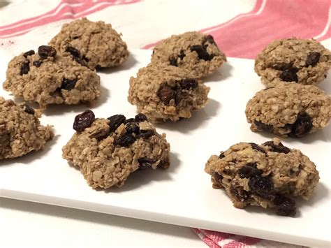 Stir in the raisins, pecans and chocolate chips. No Sugar Added Oatmeal Raisin Cookies - Isabel Smith Nutrition