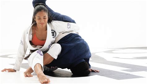 Why Women Should Learn The Art Of Brazilian Jiu Jitsu Martial Arts Guy