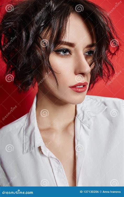Short Hairstyle Naked Woman With Short Hair Girl Posing In A White