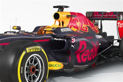 Red Bull Rb12 Tag Heuer Page 2