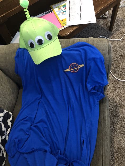 Diy Green Alien From Toy Story Halloween Costume So Easy Toy