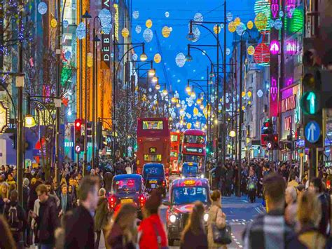 Best Shopping Locations In London Footprints Tours
