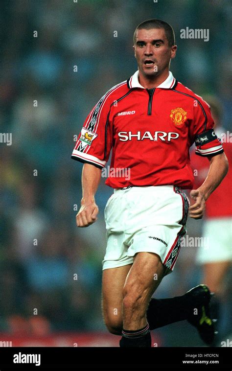 Roy Keane Manchester United Fc 25 August 1999 Stock Photo Alamy