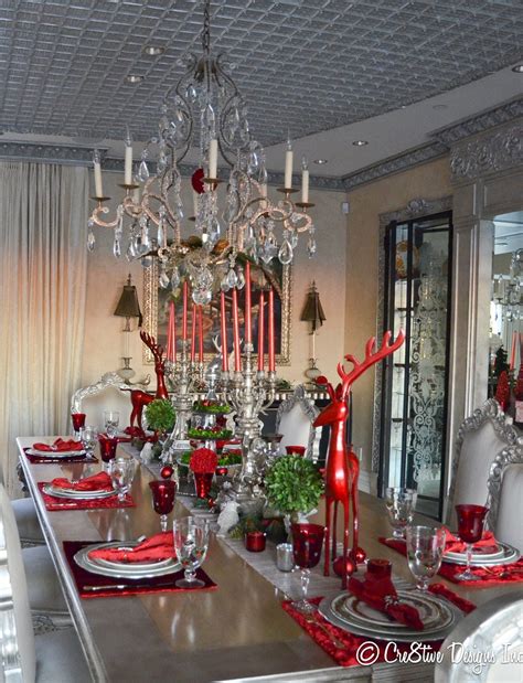 Whether you're hosting a family christmas dinner or you're throwing a party for here are some great christmas table decoration ideas that will make your table just as festive as the rest of your home. 40 Christmas Table Decors Ideas To Inspire Your Pinterest ...