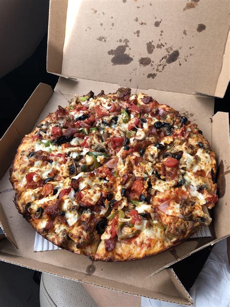 This Is The Best Domino’s Pizza I’ve Ever Seen Came To Share It With You Guys R Foodporn