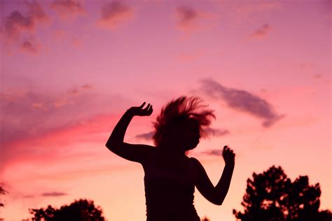 Filesunset Party Dancing Girl Silhouette Wikimedia Commons