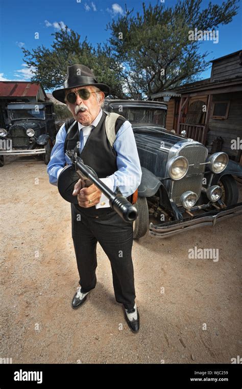Tommy Gun Gangster High Resolution Stock Photography And Images Alamy