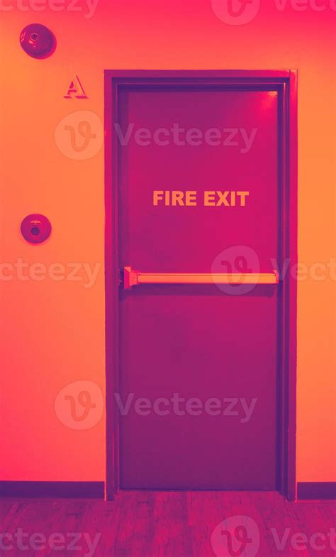 Fire Exit Door Fire Exit Emergency Door Red Color Metal Material