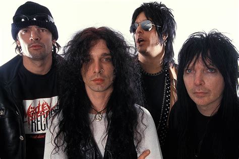 The Crazy Tale Of Motley Crues Abandoned Personality 9 Album