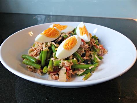 Recept Warme maaltijdsalade met tonijn ei en rijst