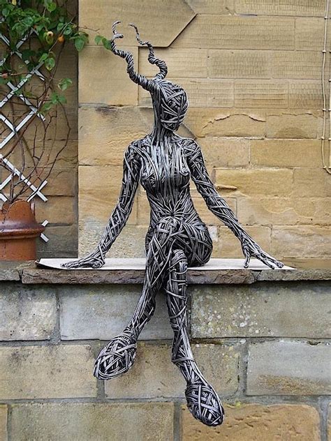 M Rchenhafte Drahtskulpturen Von Richard Stainthorp Detailverliebt De Human Sculpture Wire