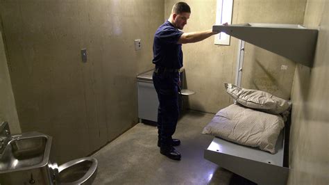 Advocates Push To Bring Solitary Confinement Out Of The Shadows West Virginia Public Broadcasting