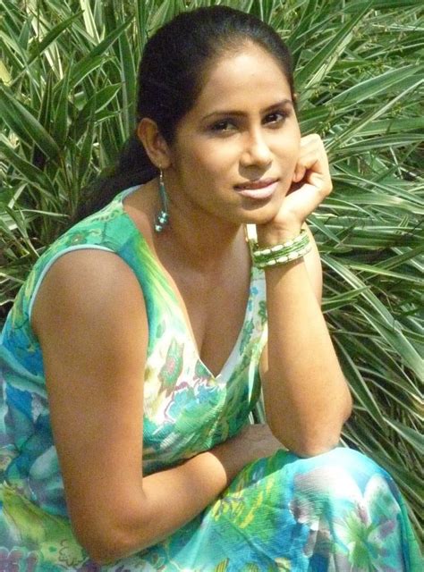 Sri Lankan Beauties Sri Lankan Actress Sri Lankan Models Thesara Riset