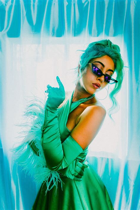 Fashion Colorful Kali Uchis Go Behind The Scenes With Singer At
